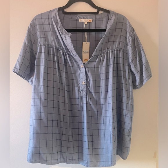 C&C California Tops - Light blue New with Tags C & C top